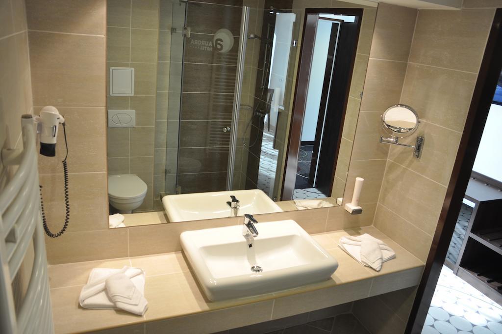 Hotel Aurora มิชโคลซ์ ห้อง รูปภาพ