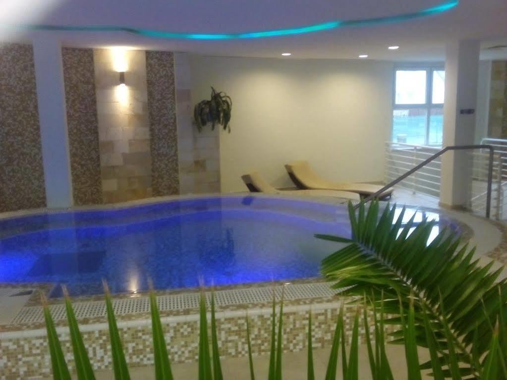 Hotel Aurora มิชโคลซ์ ภายนอก รูปภาพ